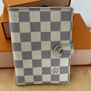 Louis Vuitton Agenda PM Passport Holder ruler Cream Gray Spain 2007
